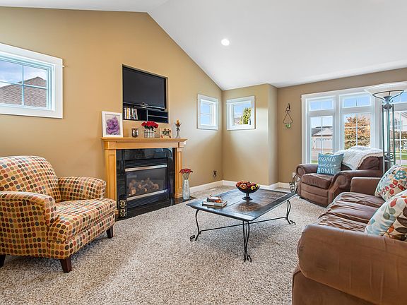 5th image of 8924 Mica Dr