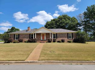 1809 Huntington Way, Florence, AL 35630