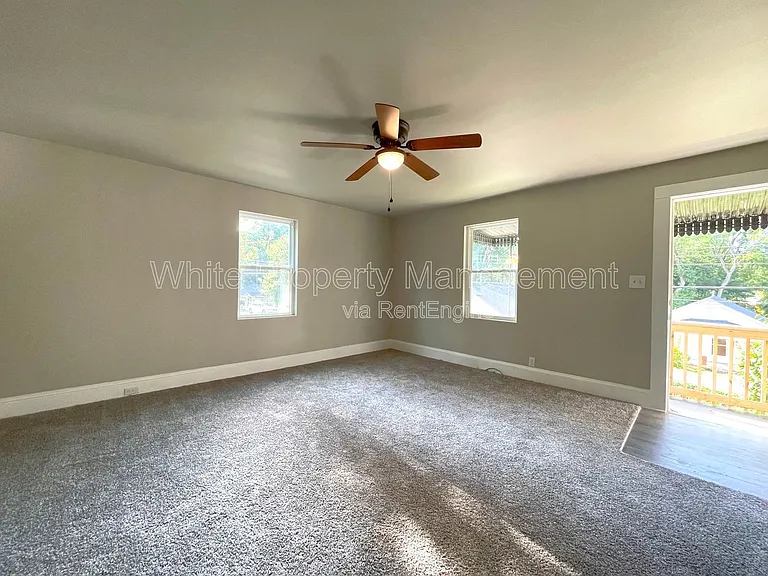 706 Hillside St — Photo 5