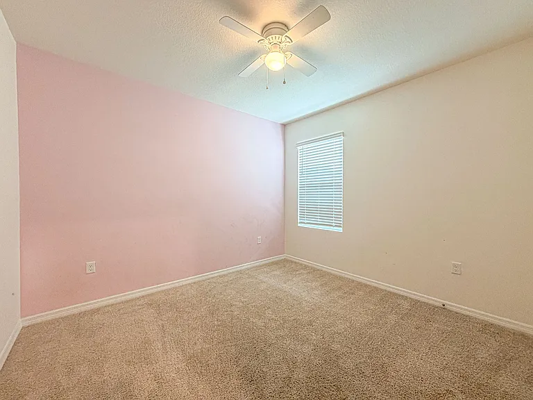 309 Sofia Ln — Photo 10