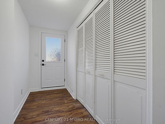 3rd image of 683 Windermere Rd #15