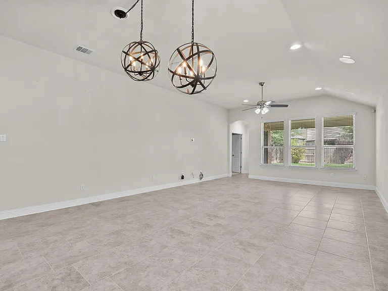 3508 De Torres Cir — Photo 14