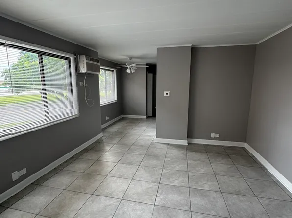 3812 25th Ave #17, Schiller Park, IL 60176