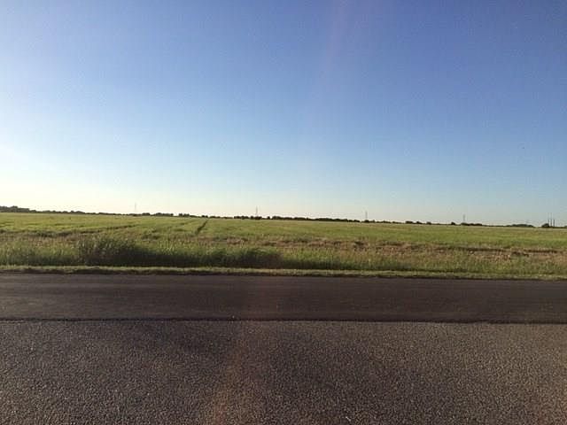 2nd image of 144 Concho Cir