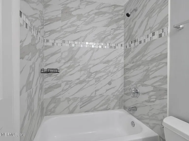42 Dolphin Blvd — Photo 29