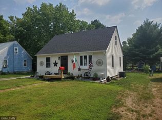 518 E 3rd St, Litchfield, MN 55355