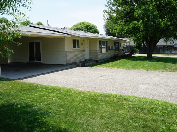 5951-5953 N Pierce Park Ln, Garden City, ID 83714