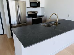 19048 NE 29th Ave #2837761, Miami, FL 33180