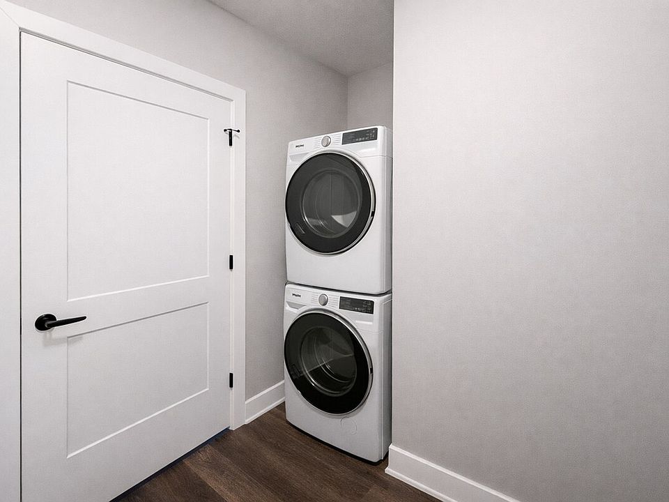 Laundry Room Cabinet