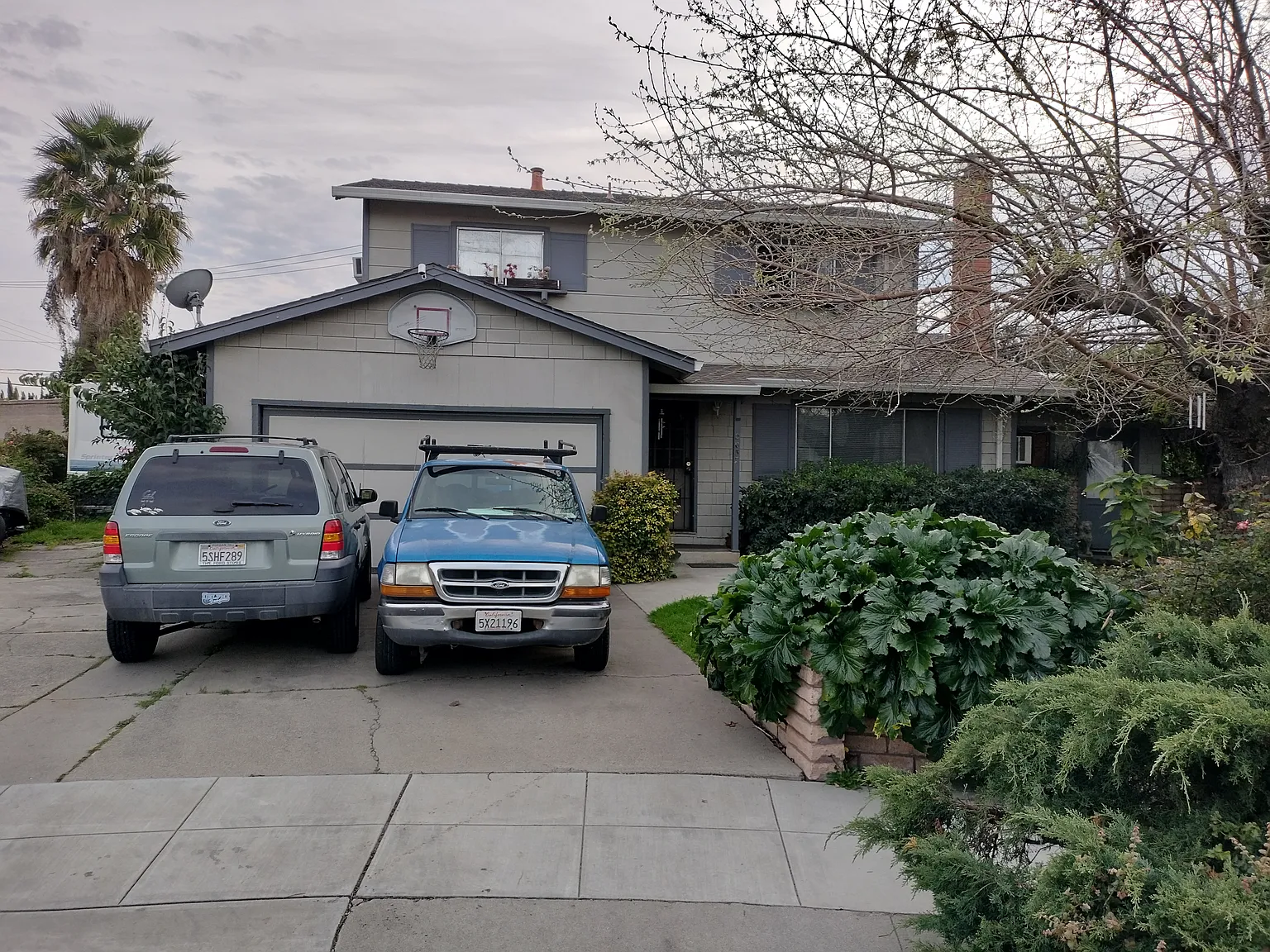 1 bed, 1408 sqft, $900 — Photo 2