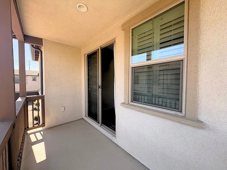 2848 E Berry Loop Privado #63 — Photo 9