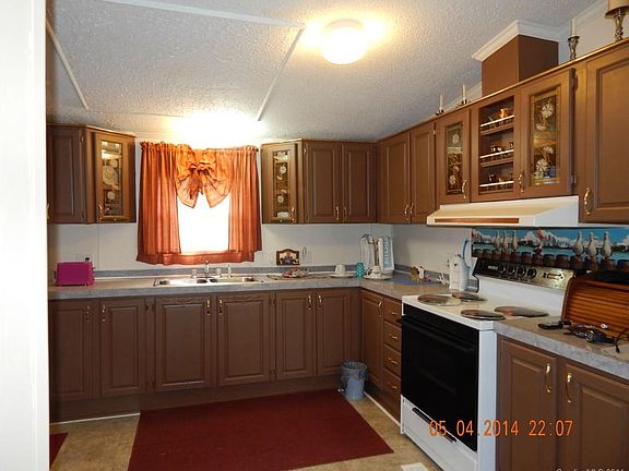 3rd image of 140 Thomas Rock Dr #46
