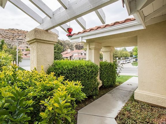 2nd image of 15652 Lucille Ct
