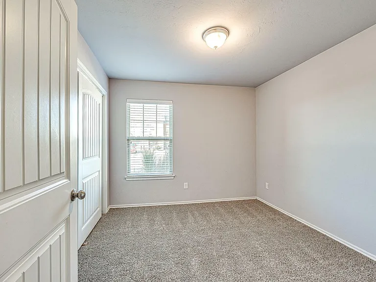 Classen Crossing - Norman-43