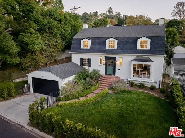 5712 Spring Oak Dr, Los Angeles, CA 90068