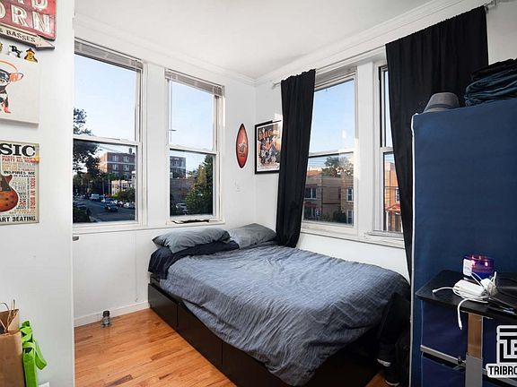 2nd image of 2420 Ditmars Blvd APT 2
