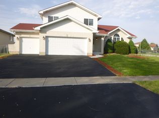 604 Farmview Rd, University Park, IL 60484