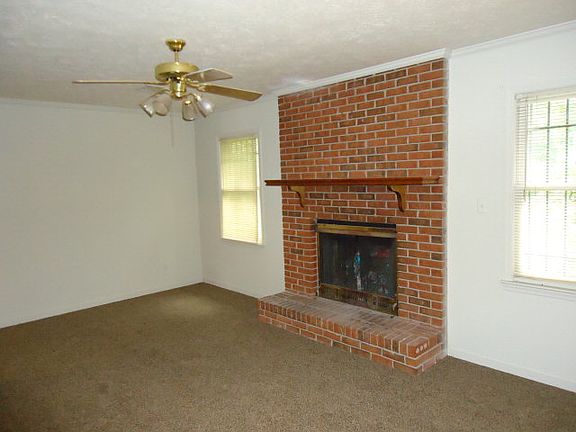 4th image of 1900 Lee Road 140