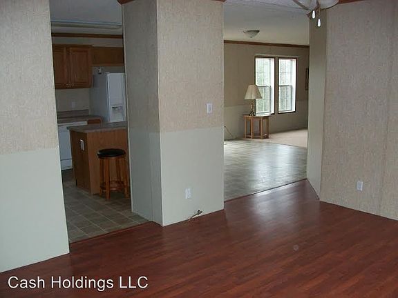 5th image of 288 Hill Dr