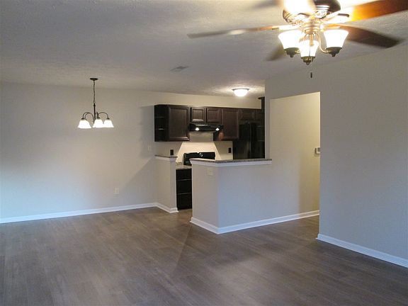 3rd image of 10148 Carnation Ct APT 5