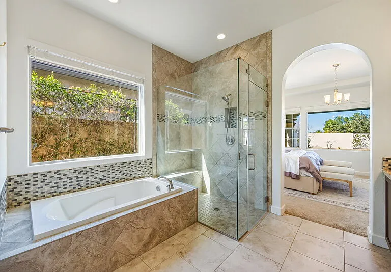3930 E Iris Dr — Photo 20