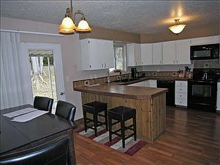 3rd image of 3341 Eldora Ln