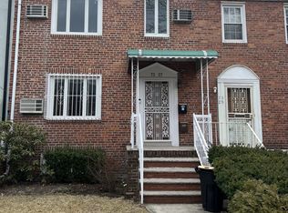 7327 174th St, Fresh Meadows, NY 11366