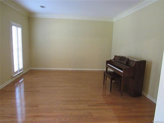 5th image of 2146 Bowen Dr