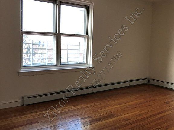 3rd image of 2029 23rd St #2
