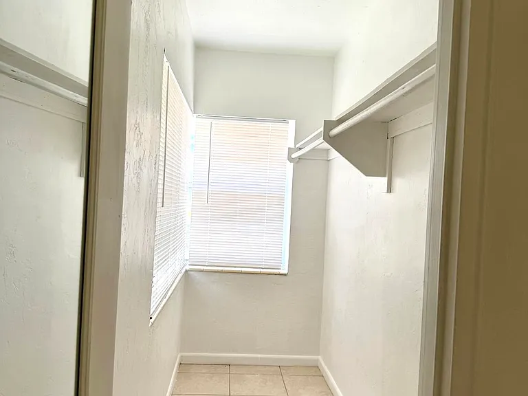 19 Salamanca Ave #1 — Photo 11
