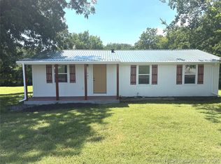 701 N Kemp St, Kingston, OK 73439