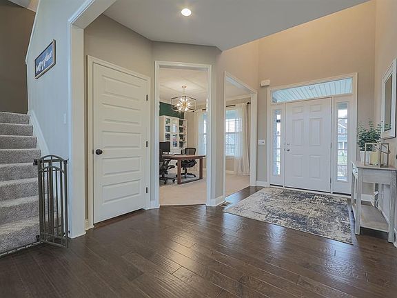 4th image of 5311 Snow Valley Ln