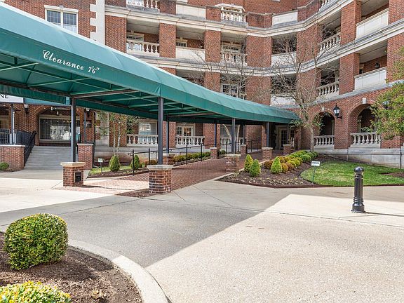 4th image of 111 Woodland Ave APT 411