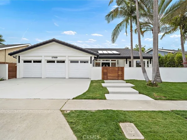 1789 Kinglet Ct, Costa Mesa, CA 92626