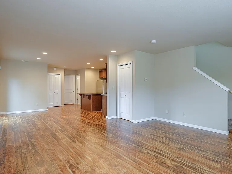 3992 SE Lone Oak St — Photo 4