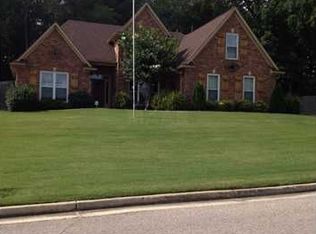 35 Country Forest Dr, Oakland, TN 38060