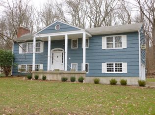 19 Kent Hills Ln, Wilton, CT 06897