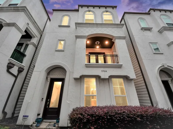 2704 Freund St, Houston, TX 77003