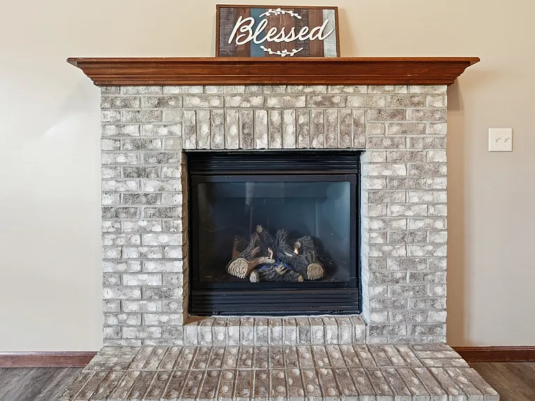 3632 Astoria Way — Photo 9