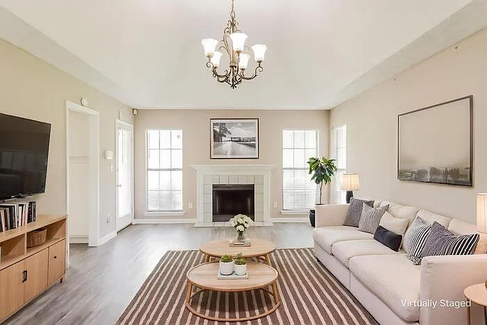 3 bed, 2.0 bath, 1538 sqft, $1,645 — Photo 4