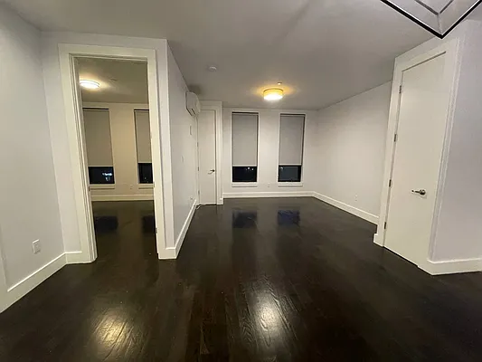 Rented by Greenrock Management | media 17