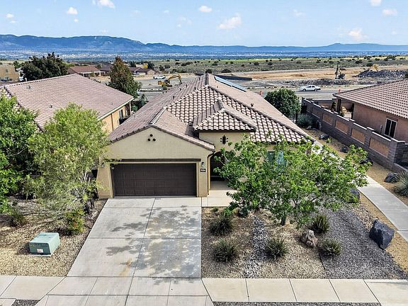 2nd image of 9504 Stone Ridge Dr NW