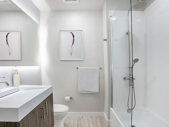 2nd image of 1920 Argentine St #322