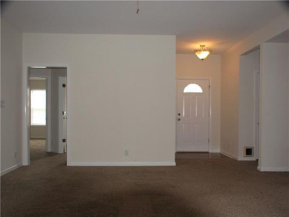 2nd image of 397 Zurich Dr