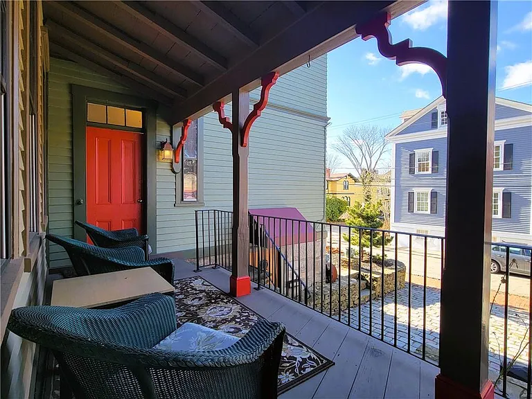 92 Pelham St #1 — Photo 24