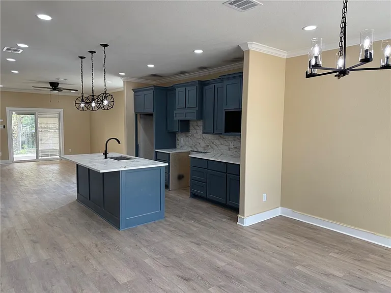 807 S Coulter Dr #807 — Photo 23