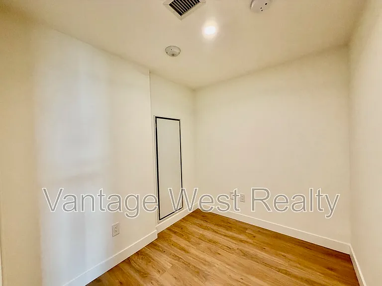 1626 Water St #2403 — Photo 17