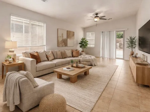 2215 E EVERGLADE Lane, Gilbert, AZ 85298