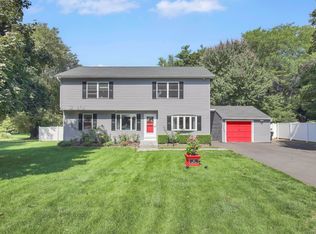 90 Robert Dr, South Windsor, CT 06074