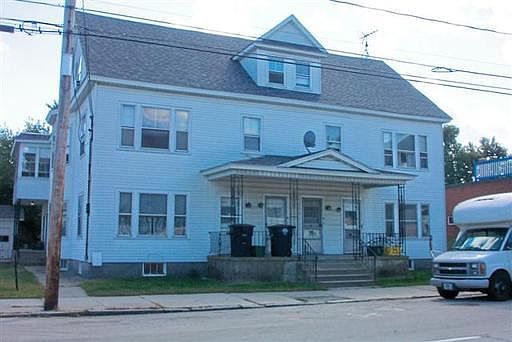 1st image of 92 Kinsley St Unit B